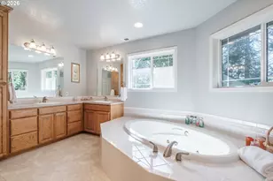 37676 Kathleen Ct, Lebanon, OR 97355 - Photo 26