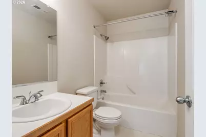 759 SE Camellia Ct, Hillsboro, OR 97123 - Photo 28