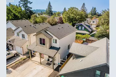 817 NE 94th Ave, Portland, OR 97220 - Photo 32