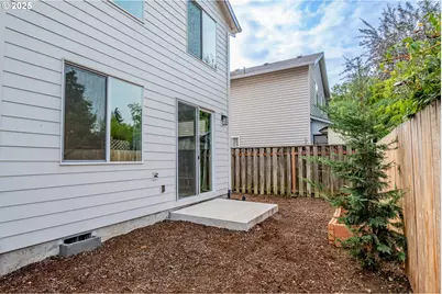 817 NE 94th Ave, Portland, OR 97220 - Photo 28