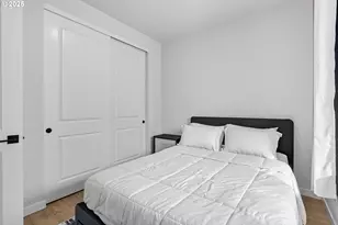 817 NE 94th Ave, Portland, OR 97220 - Photo 16