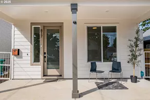 817 NE 94th Ave, Portland, OR 97220 - Photo 2