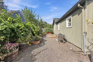 5304 SE Rural St, Portland, OR 97206 - Photo 38