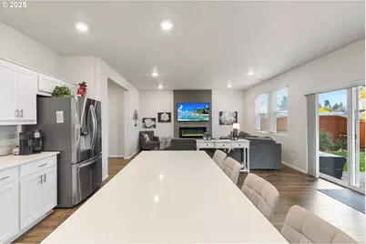371 Himalaya St, Salem, OR 97301 - Photo 18