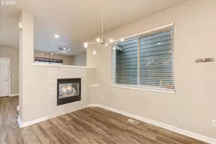 521 NE Suttle Rd, Portland, OR 97211 - Photo 18