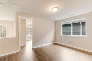 521 NE Suttle Rd, Portland, OR 97211 - Photo 24