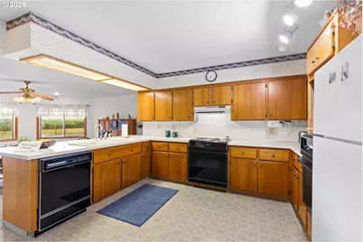 362 SE Elm St, Pilot Rock, OR 97868 - Photo 18