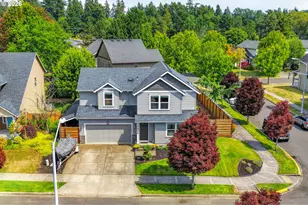 1066 SE Millwright Ave, McMinnville, OR 97128 - Photo 2