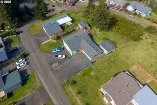 1636 SE Oar Dr, Lincoln City, OR 97367 - Photo 14