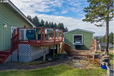 1636 SE Oar Dr, Lincoln City, OR 97367 - Photo 10
