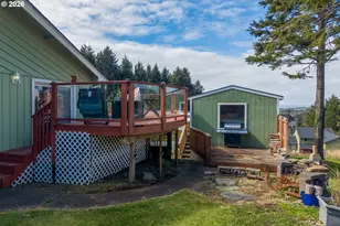 1636 SE Oar Dr, Lincoln City, OR 97367 - Photo 10