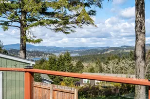 1636 SE Oar Dr, Lincoln City, OR 97367 - Photo 40