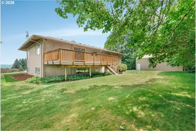 31077 SW Laurelview Rd, Hillsboro, OR 97123 - Photo 32