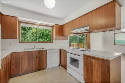 31077 SW Laurelview Rd, Hillsboro, OR 97123 - Photo 14