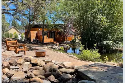 61304 SE Wizard Ln, Bend, OR 97702 - Photo 12