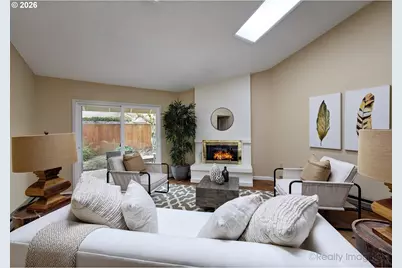 16860 SW Camino Dr, King City, OR 97224 - Photo 6