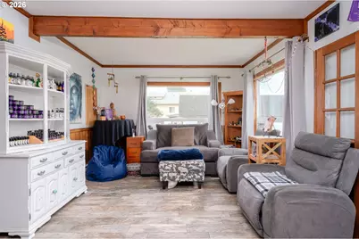 460 Highway 101, Rockaway Beach, OR 97136 - Photo 8