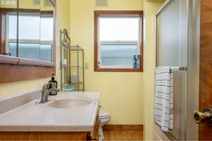 460 Hwy 101, Rockaway Beach, OR 97136 - Photo 16