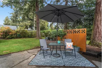 856 NE 113th Ave, Portland, OR 97220 - Photo 32