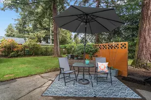 856 NE 113th Ave, Portland, OR 97220 - Photo 32