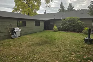 645 W Powell Blvd, Gresham, OR 97030 - Photo 4