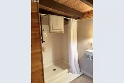 24284 Crescent Lake Hwy #38, Crescent Lake, OR 97733 - Photo 12