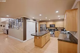 2448 NW Violet Ct, Albany, OR 97321 - Photo 10
