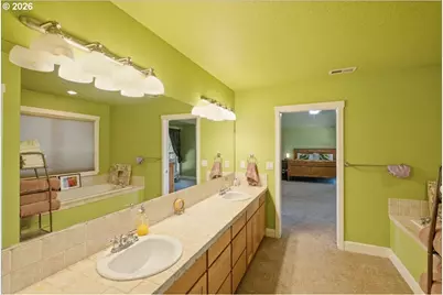 2448 NW Violet Ct, Albany, OR 97321 - Photo 32