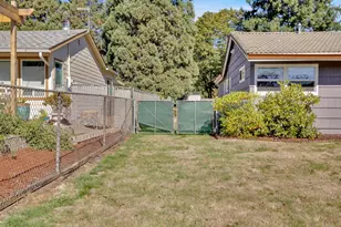 14035 SE Main St, Portland, OR 97233 - Photo 32