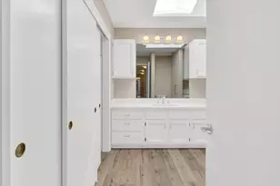 14035 SE Main St, Portland, OR 97233 - Photo 14