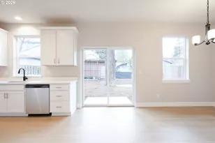 11815 SE Boise St, Portland, OR 97266 - Photo 8