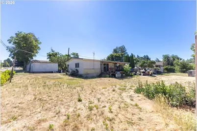 608 Deschutes St, Wasco, OR 97065 - Photo 2