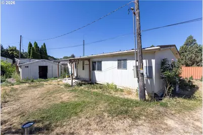 608 Deschutes St, Wasco, OR 97065 - Photo 1