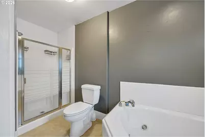 2205 5th St, Tillamook, OR 97141 - Photo 18