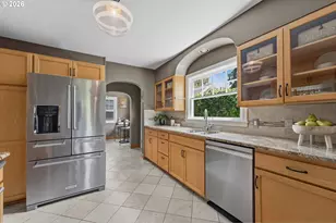 2839 NE Hancock St, Portland, OR 97212 - Photo 12