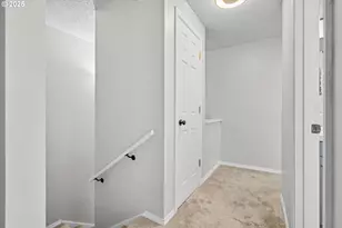 251 NE Village Squire Ave, Gresham, OR 97030 - Photo 22