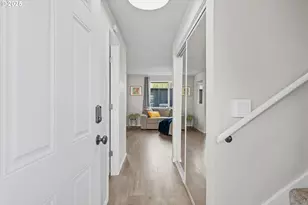 251 NE Village Squire Ave, Gresham, OR 97030 - Photo 6