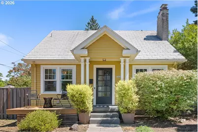 7060 N Kerby Ave, Portland, OR 97217 - Photo 1