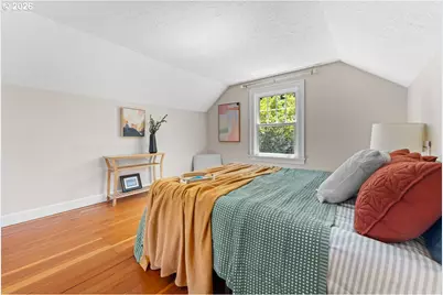7060 N Kerby Ave, Portland, OR 97217 - Photo 26