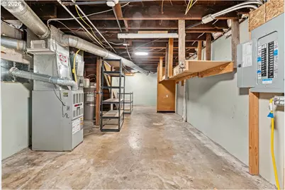 7060 N Kerby Ave, Portland, OR 97217 - Photo 44