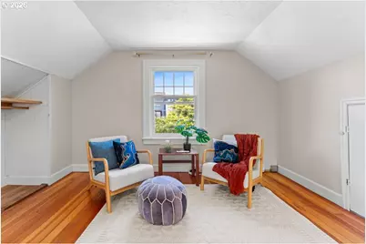 7060 N Kerby Ave, Portland, OR 97217 - Photo 30