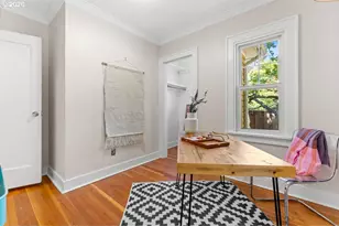 7060 N Kerby Ave, Portland, OR 97217 - Photo 24