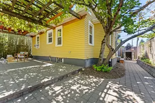 7060 N Kerby Ave, Portland, OR 97217 - Photo 36