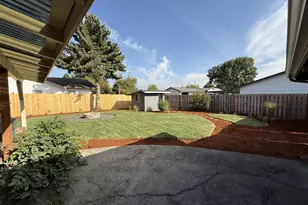 240 NW Baker Creek Rd, McMinnville, OR 97128 - Photo 40