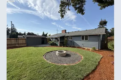 240 NW Baker Creek Rd, McMinnville, OR 97128 - Photo 40