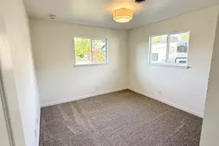 240 NW Baker Creek Rd, McMinnville, OR 97128 - Photo 28