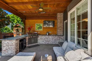 5676 Southwood Dr, Lake Oswego, OR 97035 - Photo 36