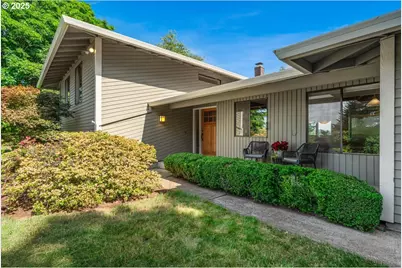 31430 NE Canter Ln, Sherwood, OR 97140 - Photo 2