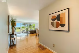 31430 NE Canter Ln, Sherwood, OR 97140 - Photo 6