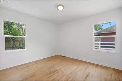3215 NE 89th Ave, Portland, OR 97220 - Photo 18